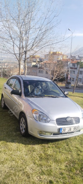 Accent Era team dosta gider