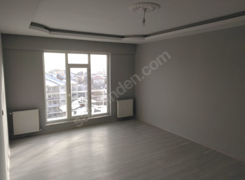 Çarşı Merkezi 3+1 Güney Cephe Kiralık Daire