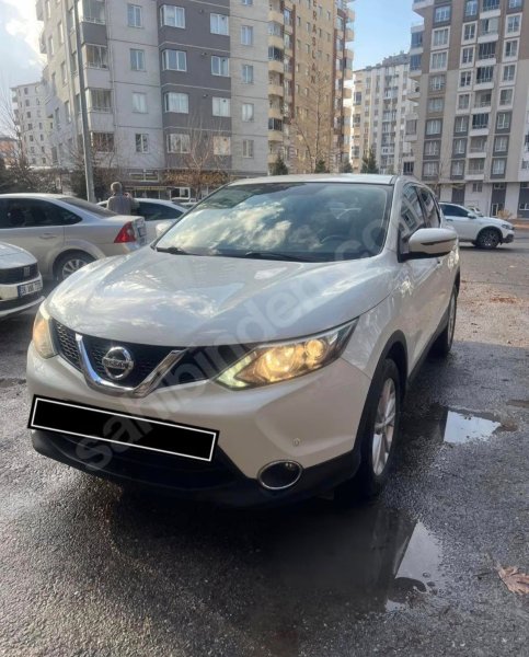 Nissan Qashqai 2015 129.000 KM'de