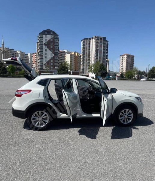Nissan Qashqai 2015 129.000 KM'de