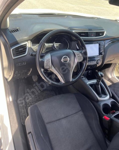 Nissan Qashqai 2015 129.000 KM'de