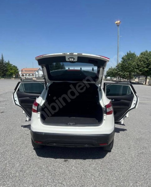 Nissan Qashqai 2015 129.000 KM'de