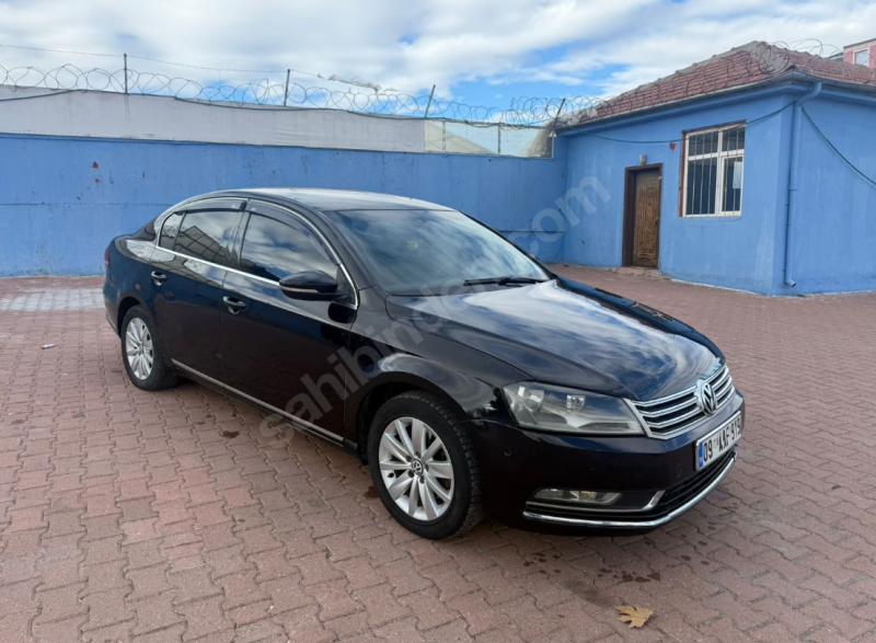 ACİL...PASSAT B7 TEK DEGİSEN 2.5 PARCA BOYA HARİCİ HATASİZ
