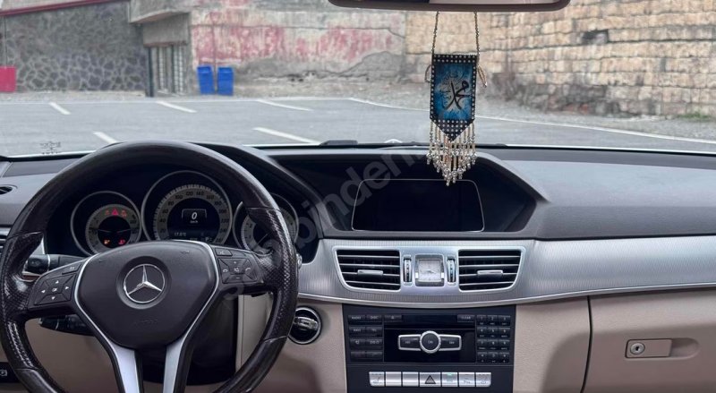 ÖĞRETMENDEN HATASIZ BOYASIZ ÇİFT SUNROOF E180 ELİTE