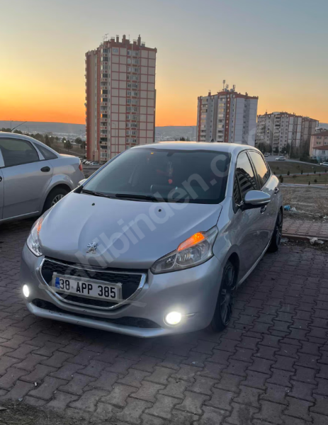 Sahibinden 2012 model bakımlı Peugeot 208 1.4 dizel
