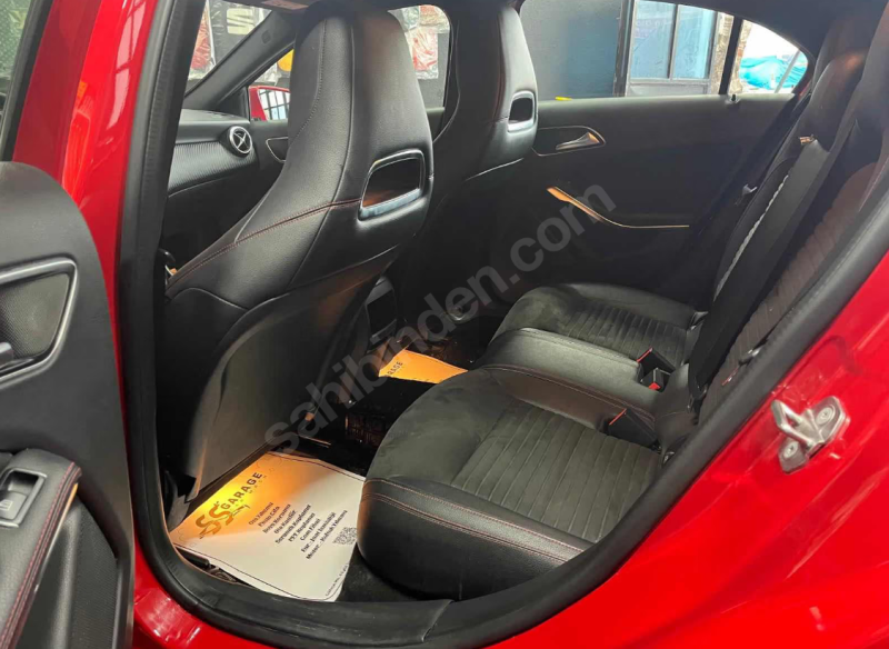 KIRMIZI MERCEDES a180 AMG HATASIZ BOYASIZ