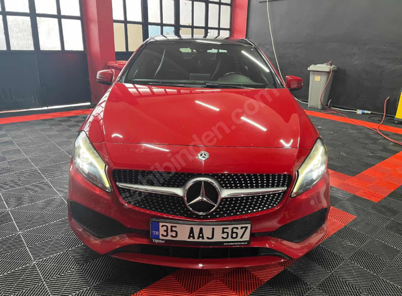 KIRMIZI MERCEDES a180 AMG HATASIZ BOYASIZ