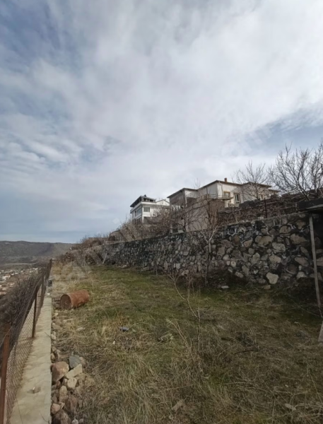 Cayirkasi Evlerinde 975 M Arsali 3+1 Yazlik