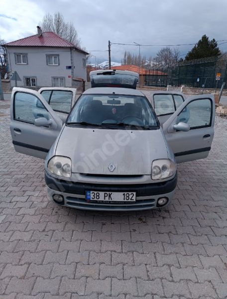 2001 Model Renault Clio Temiz ve Bakımlı