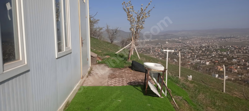 HİSARCIK KIZILTEPE DAĞINDA ŞEHİR MANZARALI KİRALIK BAĞ