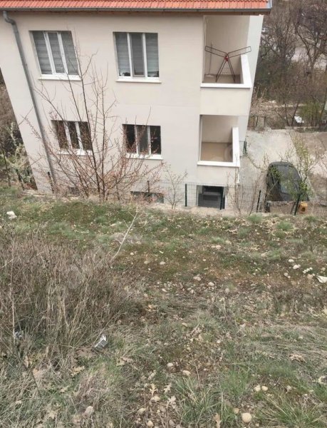 Paraşüt Alanına Yakın Bahçeli Ara Kat Daire