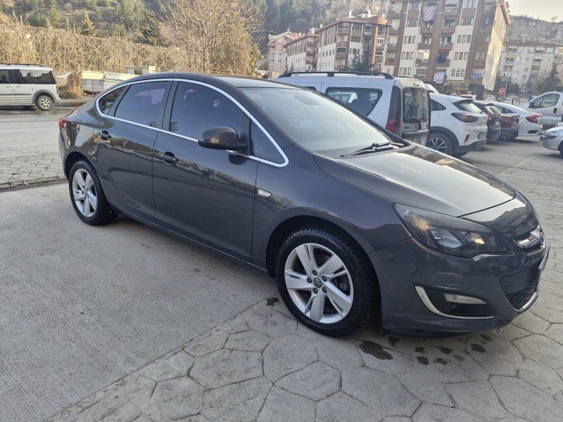 2015 MODEL OPEL ASTRA