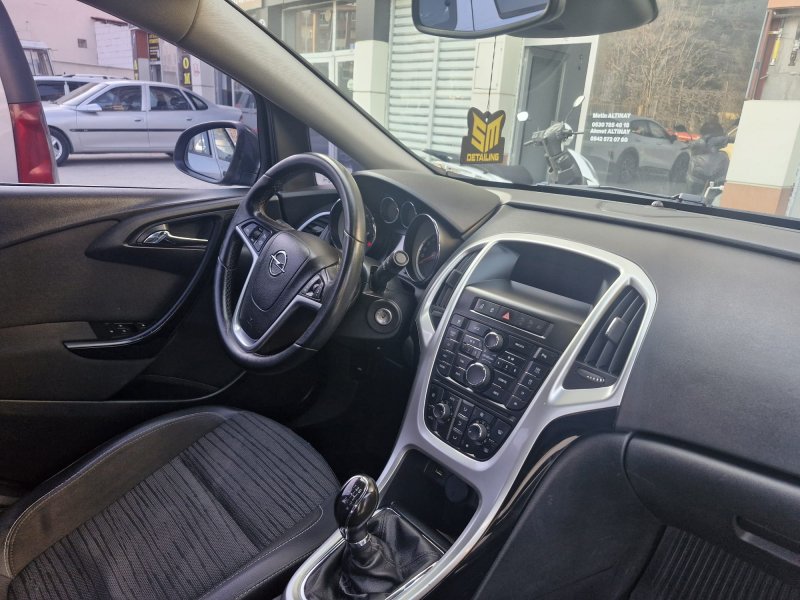 2015 MODEL OPEL ASTRA