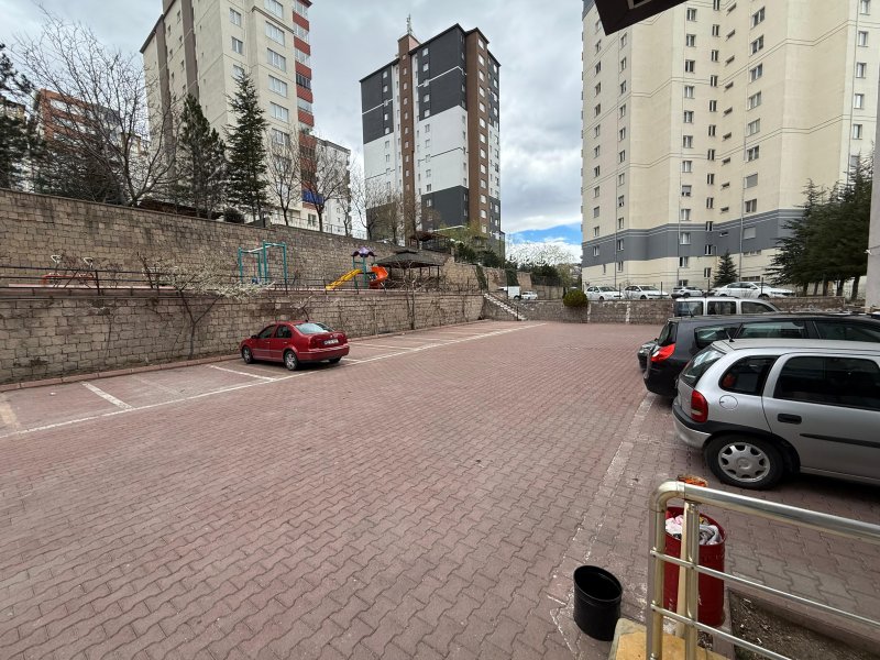Talas jandarma karşısı geniş satılık daire