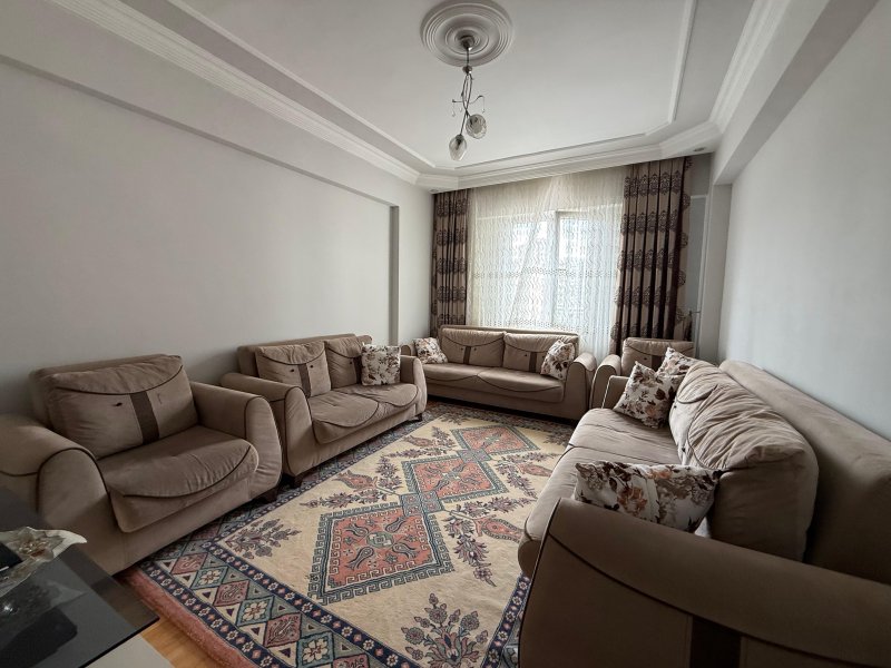 Talas jandarma karşısı geniş satılık daire