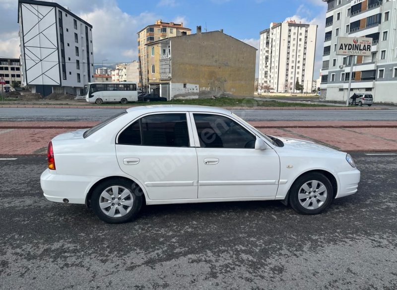 ACİL! HYUNDAI 2004 ACCENT 1.6 ADMIRE