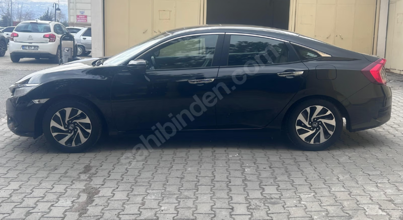 İLK SAHİBİNDEN TEMİZ- BAKIMLI 105 BİN KM HONDA CİVİC