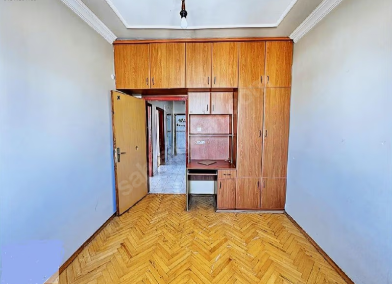 Sahibinden Kiracılı Anayurt meydana 1dk.yürüme mesafesi