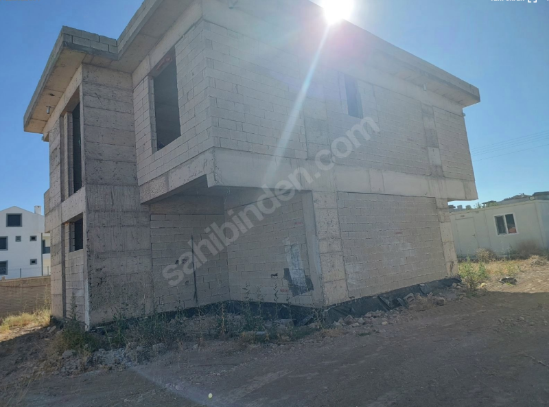 SAHIBINDEN SATILIK KABA İNŞAATI BİTMİŞ VILLA