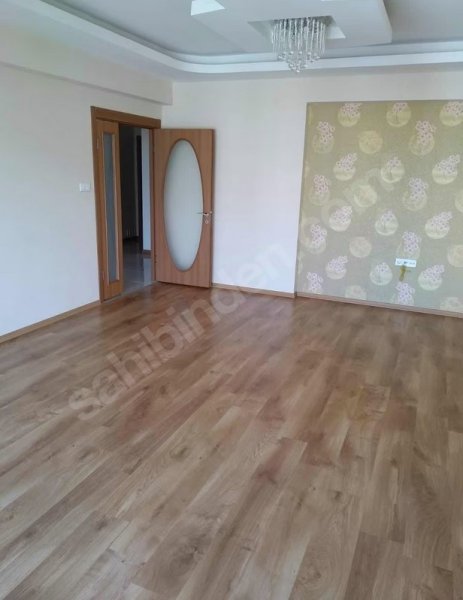 Kiralık 4+1 Geniş Daire
