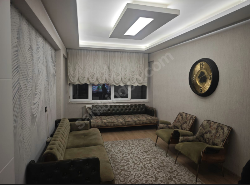 Sivas Caddesinde Cadde Manzaralı full yapılı 4+1 Kombili