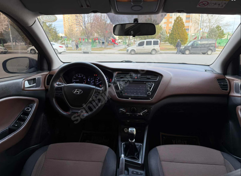 2015 Lansman rengi hundai i20 1.2mpi elit blue