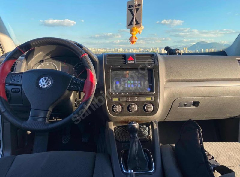 Masrafsız R32 golf V