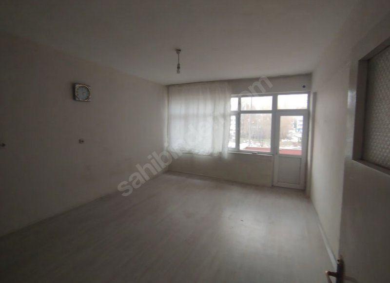 Kira Getirili! Pınarbaşı Merkez 3+1 Satılık Daire