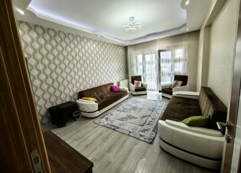Yakutta 4+1 premium emsallerine göre geniş daire