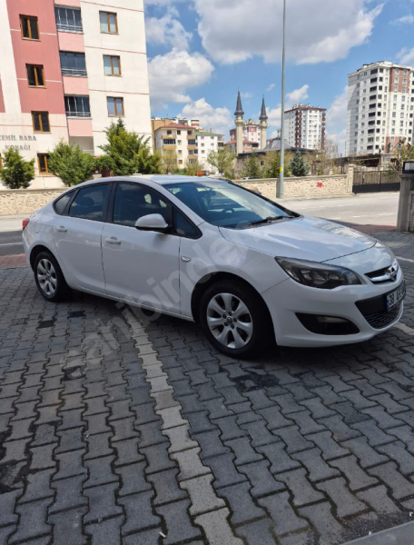 DÜŞÜK KM OPEL ASTRA J BENZİN+LPG AİLE ARABASI