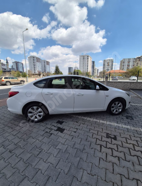DÜŞÜK KM OPEL ASTRA J BENZİN+LPG AİLE ARABASI