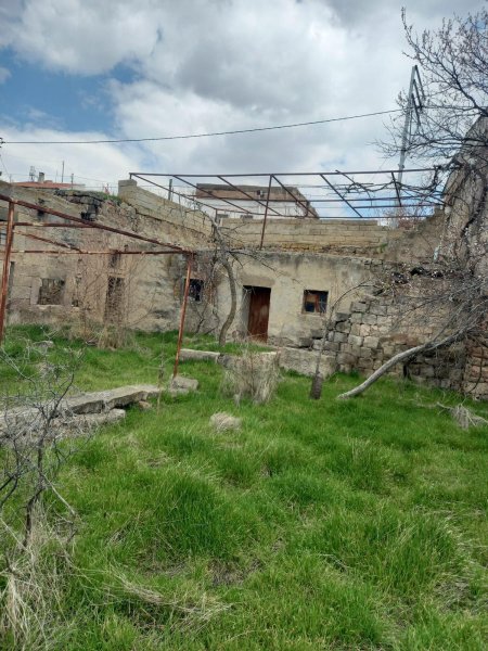 Gömeç mahallesinde satılık köy evi