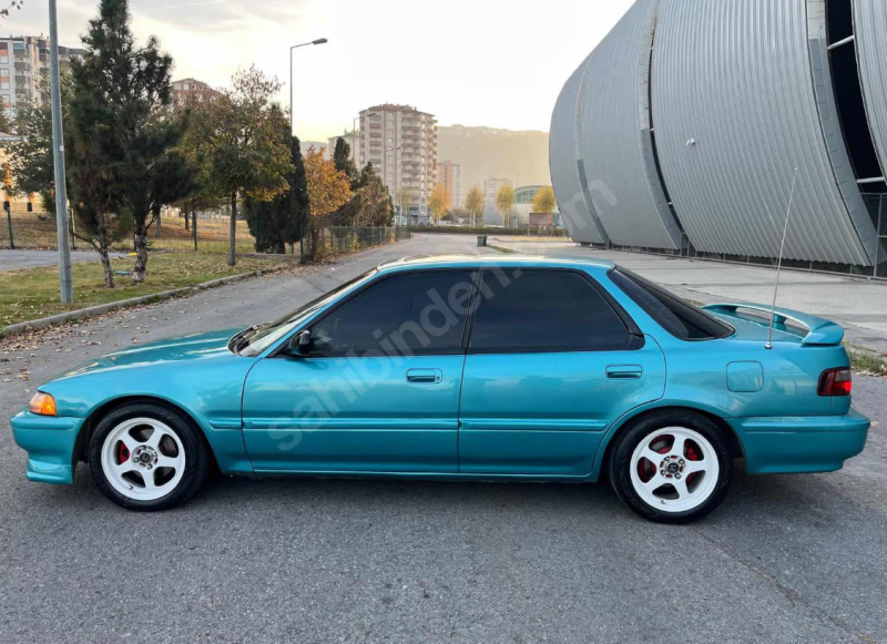 YER UCAĞI-ÖZEL RENK