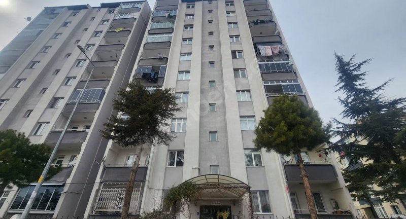 Ziyagökalp Mahallesinde Yenilenmiş Asansörlü 3+1 Satılık Daire