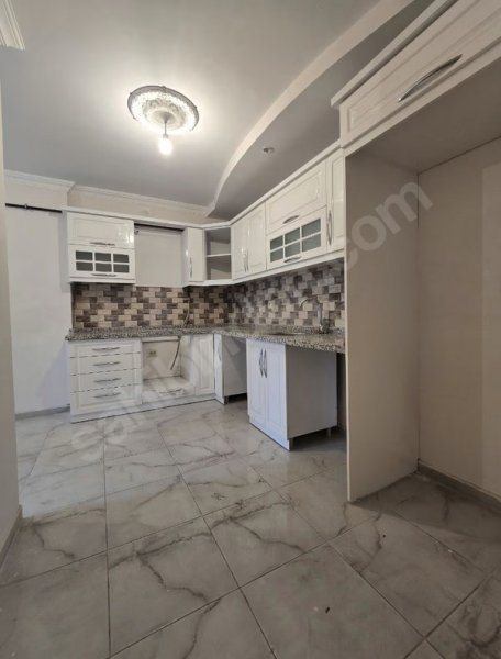 Tekir Caddesi Üzeri 3+1 Sıfır Daire Ferah ve Kullanışlı