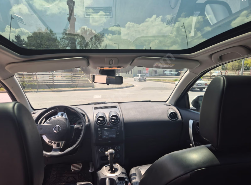 NISSAN QASHQAI 1.6 PLATINUM OTOMATİK ORİJİNAL