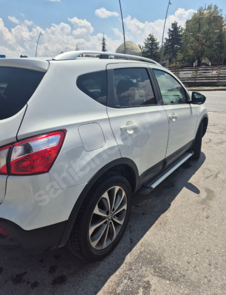 NISSAN QASHQAI 1.6 PLATINUM OTOMATİK ORİJİNAL