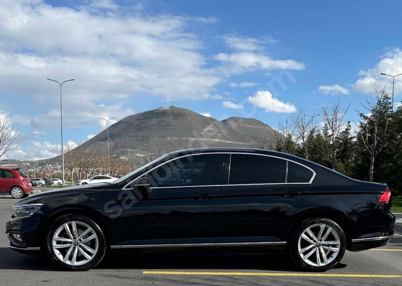 2022 Passat Elegance 65bin Km Hatasiz-Boyasız-Değişensiz-Tramersiz