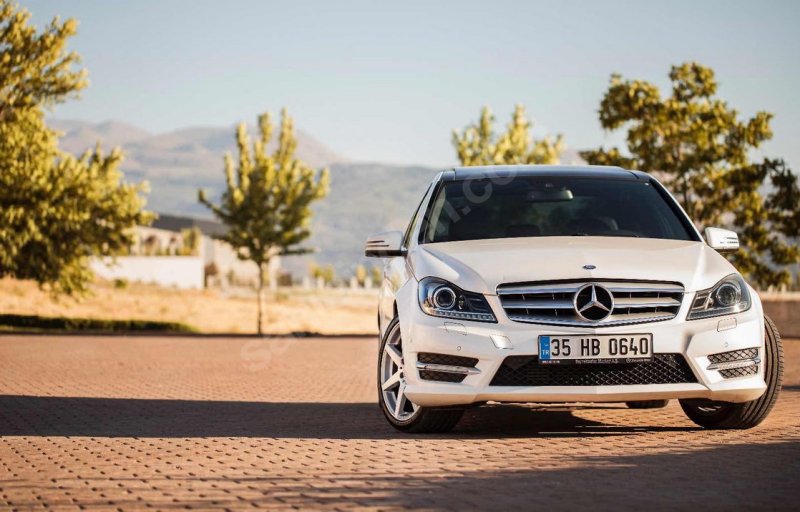ACİL SATLIK 46.000 Km de Mercedes yetkili servis bakımlı