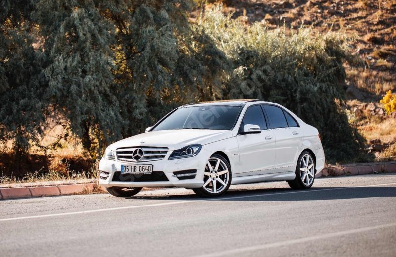 ACİL SATLIK 46.000 Km de Mercedes yetkili servis bakımlı