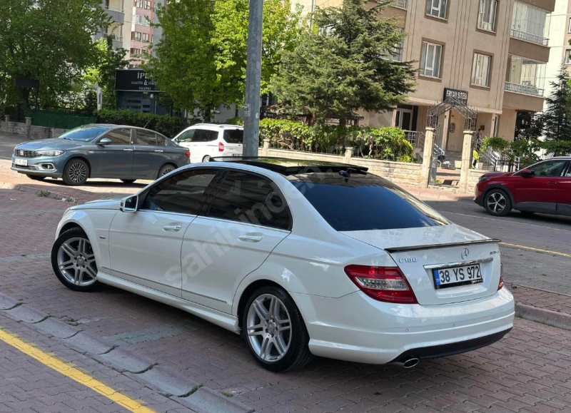 2011 Mercedes-Benz C180 KOMP. BLUEFF. AMG KM:183.000