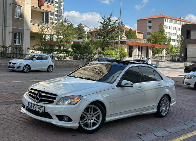 2011 Mercedes-Benz C180 KOMP. BLUEFF. AMG KM:183.000