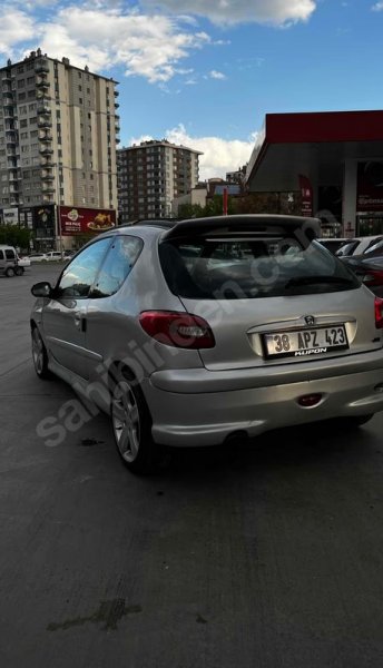 TEMİZ 206 GTİ