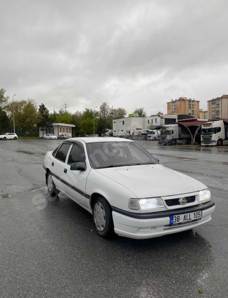 BAKIMLI 1992 MODEL OPEL VECTRA