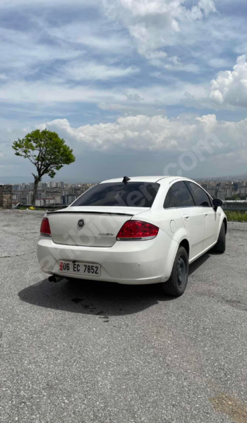 Uygun Fiyata Temiz Aile Aracı
