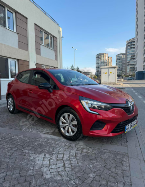2023 MODEL.. KIRMIZI.. 99 BİN KM.. CLİO