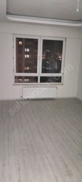 Sakarya Mahallesinde Kiralık geniş oturumlu 3+1 daire