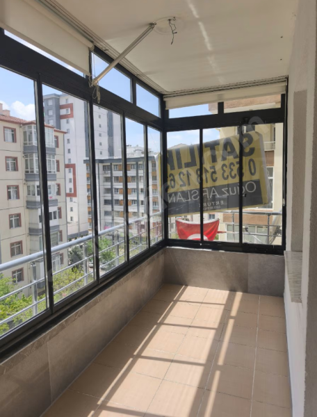 Kombili Orta Kat Güney Cepheli Fırsat Daire