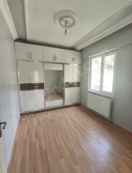 Kombili Orta Kat Güney Cepheli Fırsat Daire