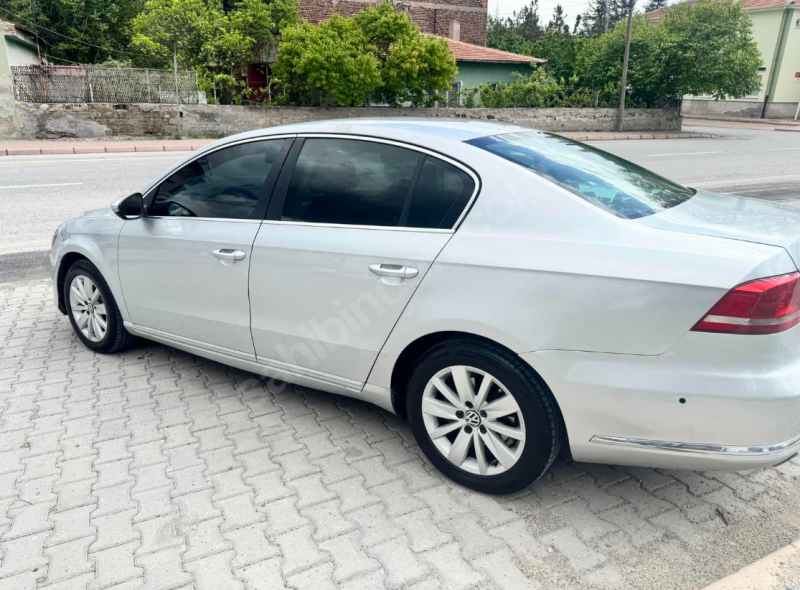 TEMİZ 2011 B7 1.6 TDİ bluemotion comfortline